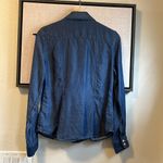 Tommy Hilfiger Top In good condition. No flaws Noted. Size: XS. Photo 2