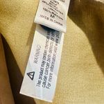 Women's Cream/White Button Photo 3