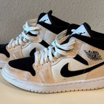 Nike  Air Jordan Mid Sneakers ‘Barely Orange’ Photo 0