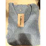 Ruffle Short Sleeve V Photo 3