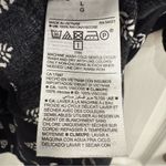 Old Navy Floral Black and White Patterned Women's V-Neck Large Top Photo 2