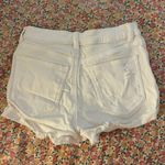 Refuge White Shorts Photo 3