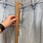 Forever 21  mid rise wide jeans, light was, size 30 Photo 8