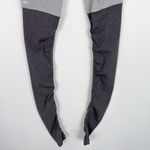 Alo Yoga Goddess Leggings in Alloy/Stormy Heather Gray Ribbed Size XS EUC Photo 9