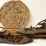 Frye Sienna Buckle Ballet Flat in Taupe Suede Size 6.5 Photo 3