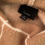 Forever 21 grid sweater Photo 3