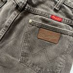 Wrangler brown denim shorts Photo 3