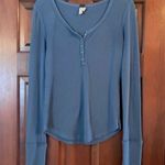 We The Free waffle thermal, long sleeve, Henley size medium Photo 0