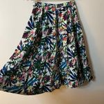 Flint and Moss Floral A Photo 3