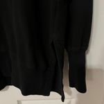 Abercrombie & Fitch  Crewneck Photo 1