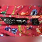 BROOKE SHIELDS Timeless Short Sleeve Faux Photo 6