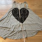 Romeo + Juliet Couture Romeo and Juliet Gray Tank Top Size Medium with Black Lace Heart Detailing on th Photo 4