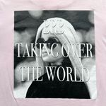 🔃Barbie Logo Pink Short Sleeve Tee Shirt Size M Photo 4