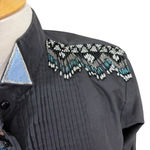 Wrangler Vintage Black Western Shirt Beaded Shoulder Detail Size Medium Photo 2