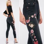 One Teaspoon NWT  Embroidered Bird Of Paradise Jeans Photo 1