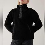 Athleta l Cozy Sherpa Snap Sweatshirt in Black size medium Photo 0