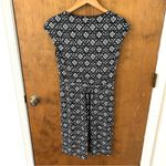 Boden Margot Scoop Neck Jersey Dress
Black White. Size 6. Black Photo 6