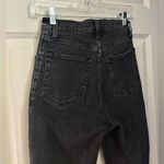 Abercrombie & Fitch Abercrombie Curve Love 90s Slim Straight High Rise Crossover Jeans, 24/00 Photo 4