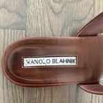 Manolo Blahnik Susa Leather Thong Sandal in Luggage Brown Tan Size 37 / 6 Photo 2