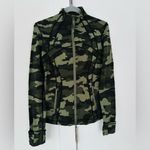 Lululemon  Define Jacket Luon fabric green camo size 6 Photo 2