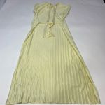 Atlein Plisse Midi Dress Size S Yellow Photo 4