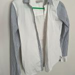 Abercrombie & Fitch  small button down top Photo 2