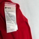 FIGS  Rafaela Scrub Top Technical Collection Red Sleeveless Women's Medium NEW Photo 3