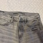 American Eagle  Jeans 90s Straight Distressed Photo 1