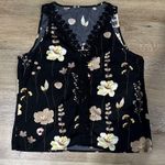 Floral Sleeveless Top with Lace Trim Black Size L Photo 0