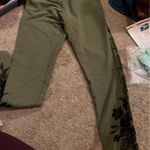 Johnny Was  Rita embroidered leggings olive green xs Photo 9