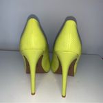 Qupid Quipid Neon Green/ Yellow Heels Women’s Size 9 Photo 4