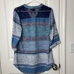 Iz Byer NWOT women’s blue crocheted lace patterned cropped sleeve tunic blouse Photo 5