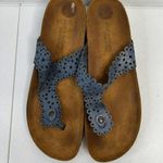 Sophia Milano  Size 9.5 Brina Wedge Sandals Flip Flop Thong Blue Metallic Scallop Photo 4