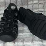 Croft & Barrow  Black Women’s Closed-Toe Sandals for Active‎ Wear Photo 13