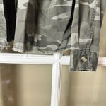 American Eagle Camo Camouflage Shirt Jacket Shacket Size Medium Green Photo 2