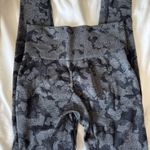 Gymshark Grey and black leggings Photo 1