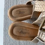 Bass Sadie Gold Metallic Woven Leather Wood Heeled Platform Sandals Sz 7M Photo 2