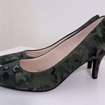 Life Stride Sevyn Hunter Camo Pointed Toe Pumps 9M Photo 5