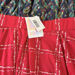 LuLaRoe NWT 2  Madison Skirt‎ 3XL Red White Plaid Print Floral Cottagecore Soft Photo 3