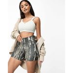 Nike  Women Yoga Dri-FIT 5in Shorts Size Small Ironstone Photo 8