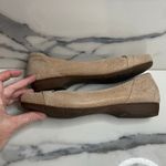 Clarks Women's Beige Leather Round Toe Shoes Sz 9.5 Comfort Ballet Minimalist Photo 5
