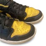 Jordan Air 1 Low SE Big Girl Shoes Photo 3