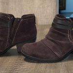 Earth Origins  chocolate suede ankle boot Photo 0