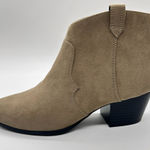 Old Navy Boots Womens 7 Tan Sueded Western Ankle Boots Booties Photo 0