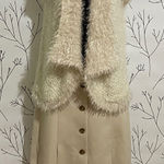 Cream Fuzzy Vest Orange Photo 0