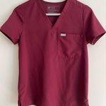 FIGS Technical Collection Burgundy Scrub Top Size: Extra Small XS Style# FW1000 Photo 0