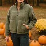 Old Navy  Women's Olive Green Sherpa Hoodie Photo 1