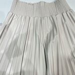 ALC Frank A.L.C. bondi pleated shorts size 6 cream Photo 6