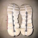 on cloud 5 Women’s Pink Sneakers Sz 8 Photo 5