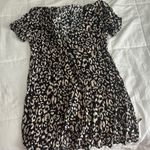 H&M Leopard Print V-Neck Women's Tie Dress Photo 1